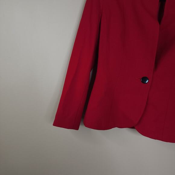 Vintage Gianni One Button Cropped Wool Blazer in Red Size 4 - Picture 4 of 11